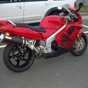 1994 quasi VFR / RC51 hybrid