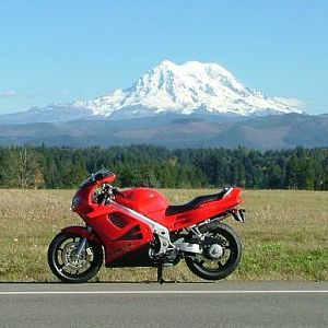 My 1997 VFR & Mt. Rainier