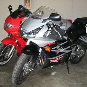 2002 954RR
