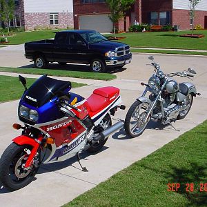 VF1000R & Vegas