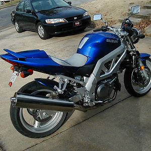 Leg's Family SV650