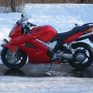 MN long winters... who makes the best snow tires ?