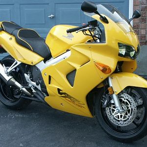 99 Yellow VFR