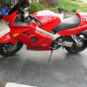 VFR with new "78" for NESBA track days
