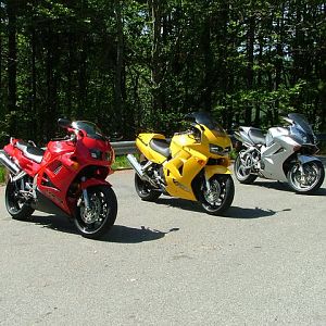 3 Vfr Amigos