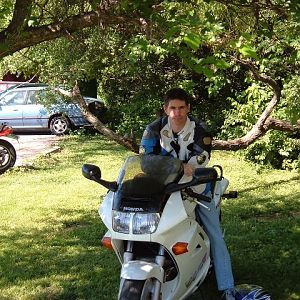 On my Viffer in the shade
