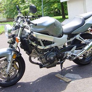 Superhawk Cafe Racer