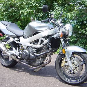 Superhawk Cafe Racer
