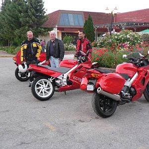 Ontario VFR club at Mohawk Inn June 2006