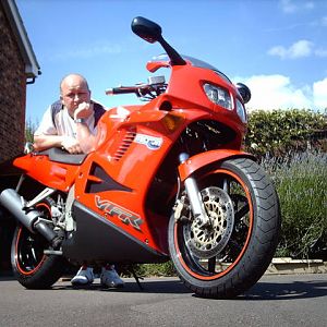 Honda VFR 750 FV   97