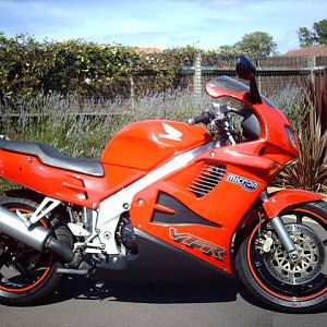 Honda VFR 750 FV   97