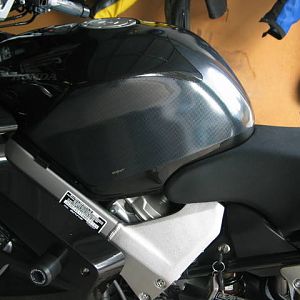 Black VFR800