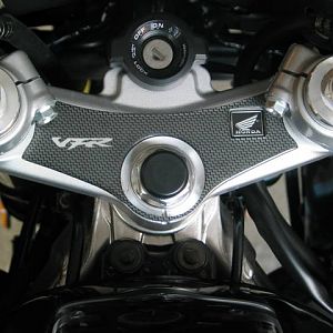 Black VFR800