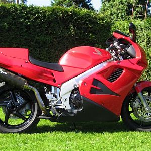 VFR on the grass