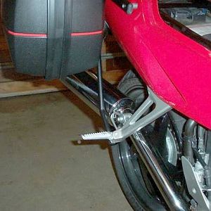 Staintune Mod to allow mounting Givi Bags