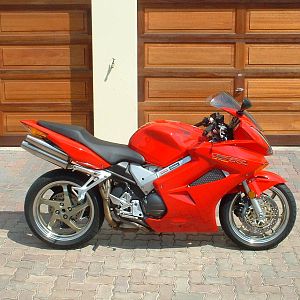 My 2002 VFR800!
