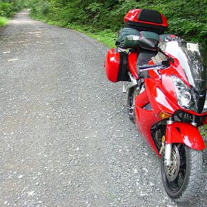 dirt_roads_are_fun_on_a_vfr