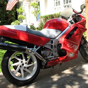 1990 VFR750F