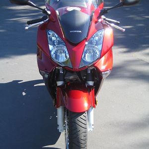 2007 VFR800 Front