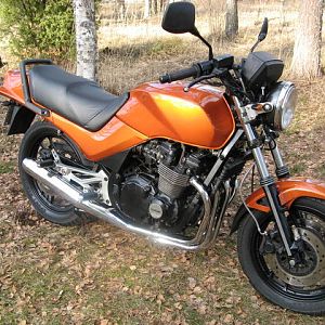 Wifes ride Right front