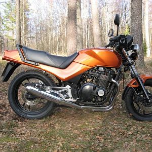 Wifes ride right side