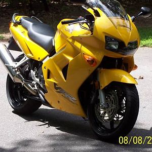 2000 VFR 800 FI