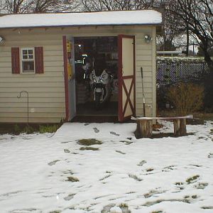4/16 snow sucks