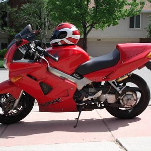 1998 VFR800