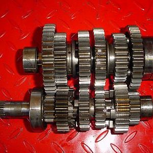 86\' VFR700F transmission parts