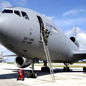 KC-10