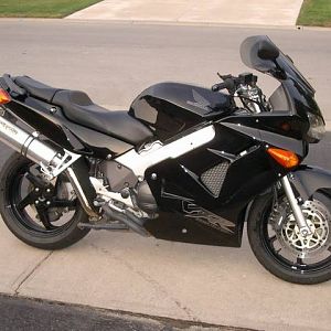 98 VFRF1 with Sargent Leather Saddle