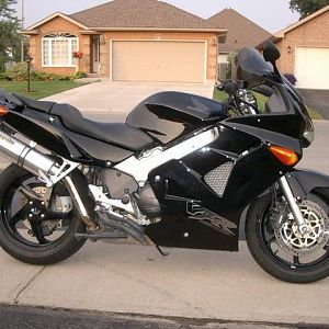 98 VFRF1 with Sargent Leather Saddle