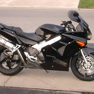 98 VFRF1 with Sargent Leather Saddle