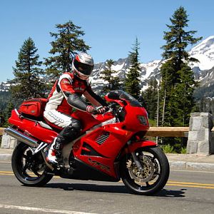 Ridin thy VFR