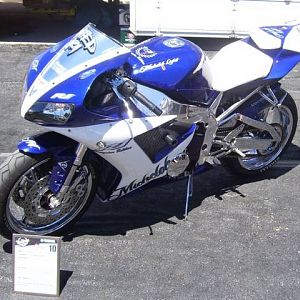 laguna_seca_michelob_bike