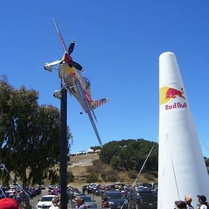 laguna_seca_red_bull_plane