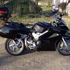 VFR800 2007 right side