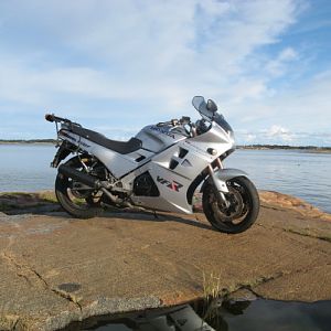 87 VFR750F by the ocean