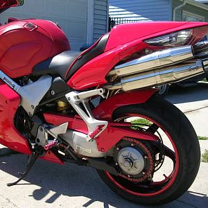 red vfr800 pics