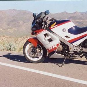 '86 VFR 700