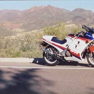 '86VFR 700