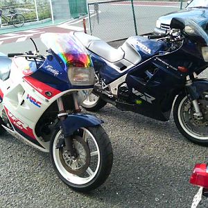 '86VFR750F 180degree and 360degree crankshaft