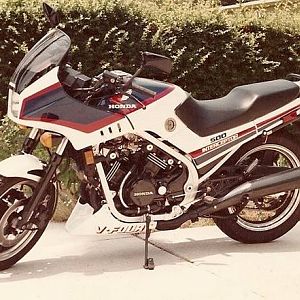 BikerSpike's 1985 Interceptor 500