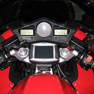 My Zumo 550 with the TechMount Stem Mount holder