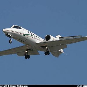 N5VG on final at Vegas