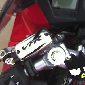 Chrome_VFR_Reservoir_Caps