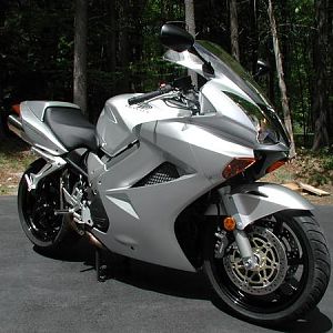 2003 Silver Interceptor