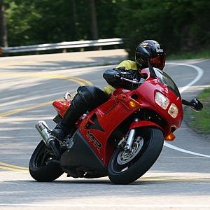 '97 VFR slays the Dragon