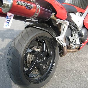 Carbon Fiber Hugger