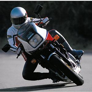 VF 750 (gen 1) sales brochure